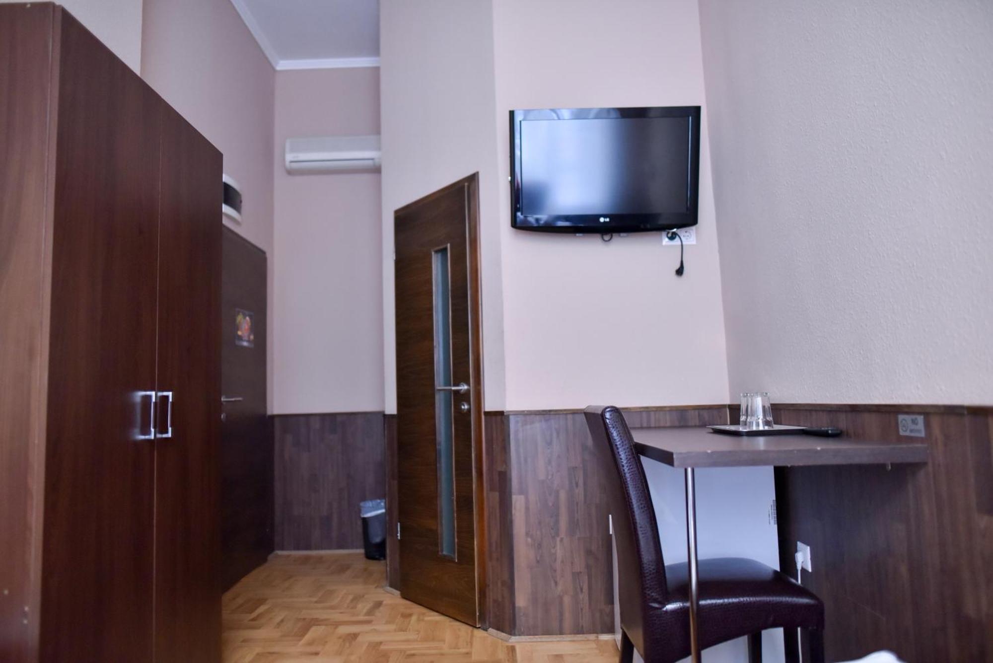 Corvin Point Rooms And Apartments Budapeszt Zewnętrze zdjęcie